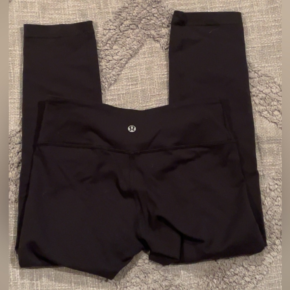 Lululemon cropped leggings